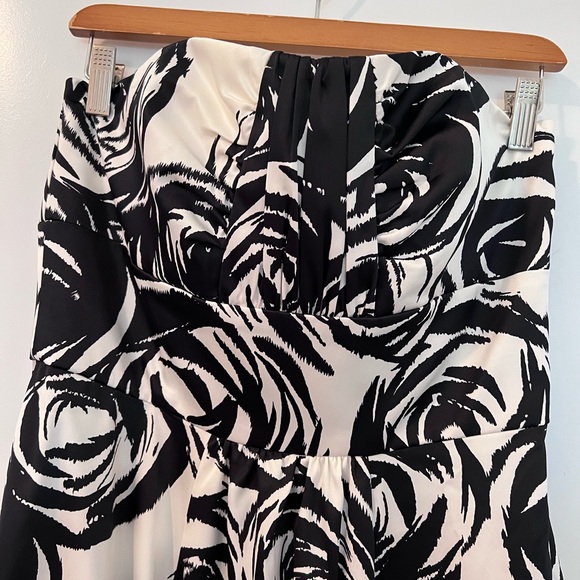 NWT White House Black Market strapless dress - Picture 2 of 13